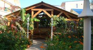 Гостиница Guest House Adler Адлер Бунгало Делюкс с видом на сад-8