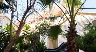 Гостиница Guest House Adler Адлер Бунгало Делюкс с видом на сад-13